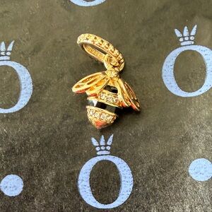 Pandora Shine Bee Charm